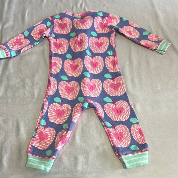 Hatley LIKE NEW Pink and Blue Apple Print Footie sleeper/Romper - Picture 3 of 4